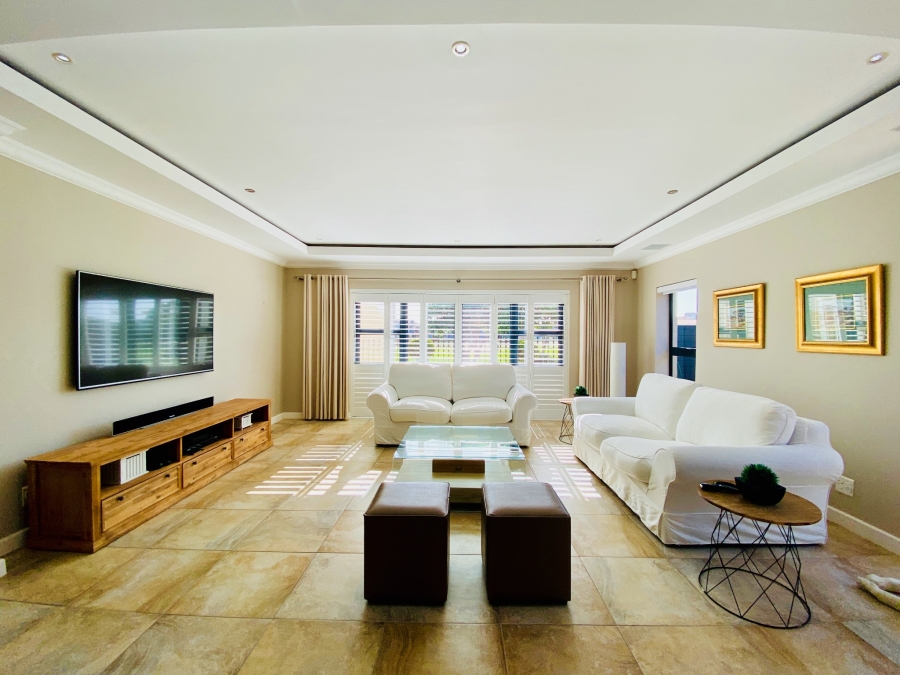 3 Bedroom Property for Sale in Country Club Western Cape